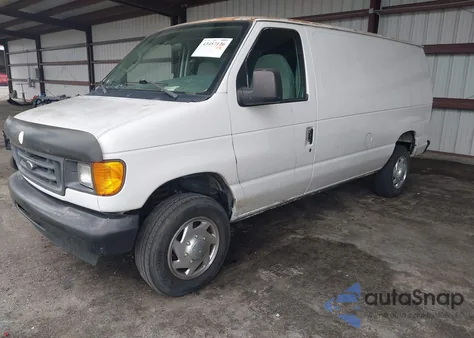 2004 Ford E-250 Commercial/Recreational z USA, uszkodzony, nr VIN 1FTNE24L74HA02018